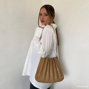 NWT Melie Bianco Carrie Taupe Medium Shoulder Bag